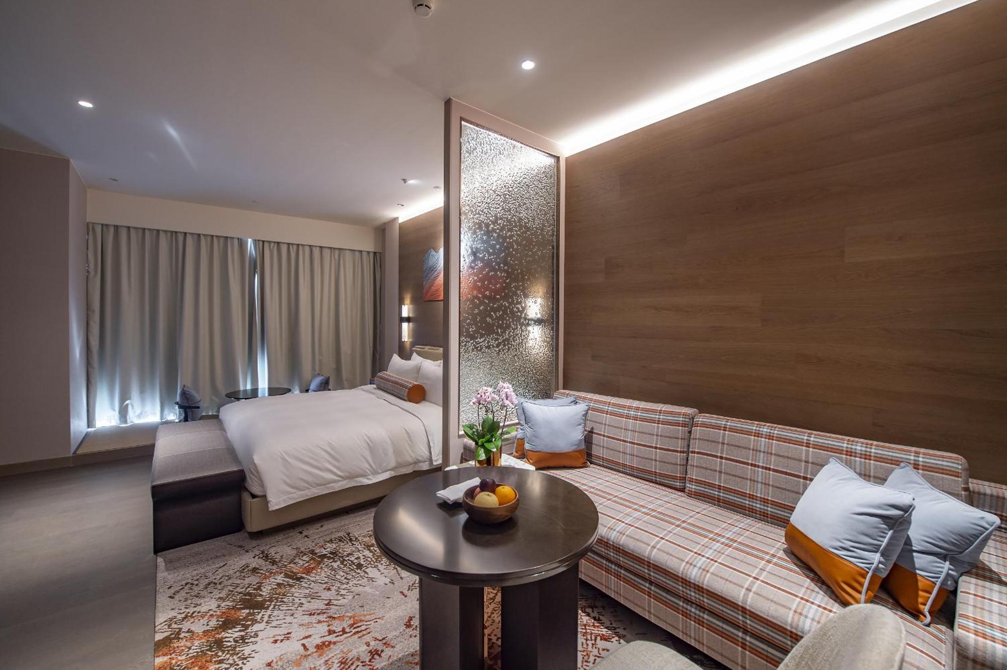 L+Snow Supreme Hotel Шанхай Экстерьер фото